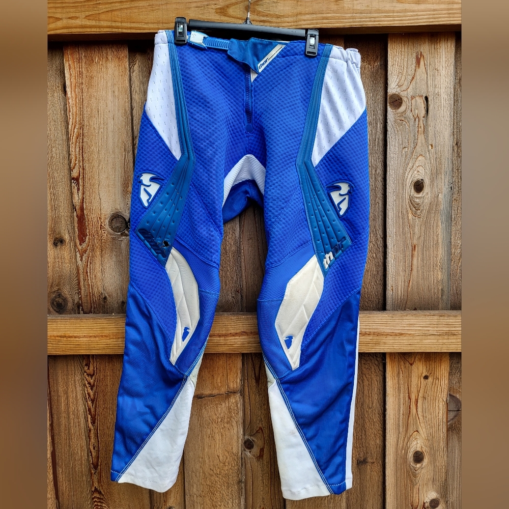 Thor Men's Motocross vented riding pants size 38